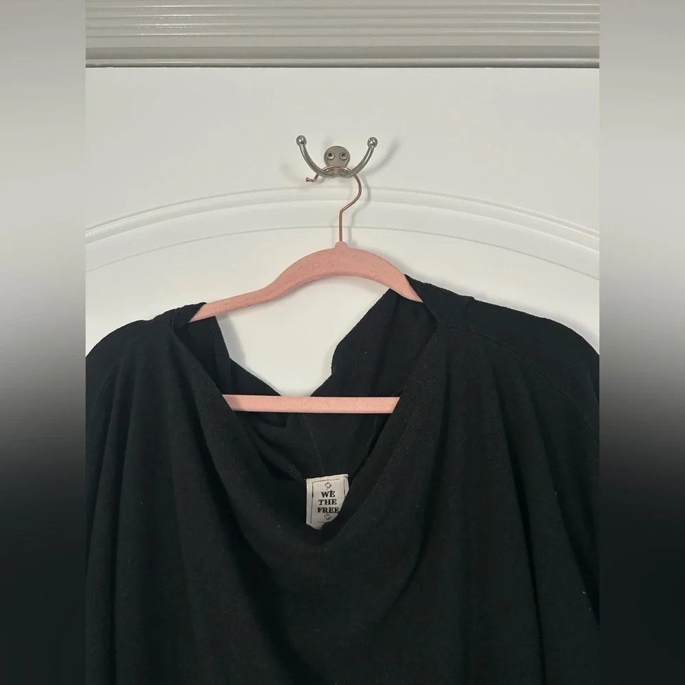 Free People We The Free Relaxed Fit Cowl Neck Long sleeve size large